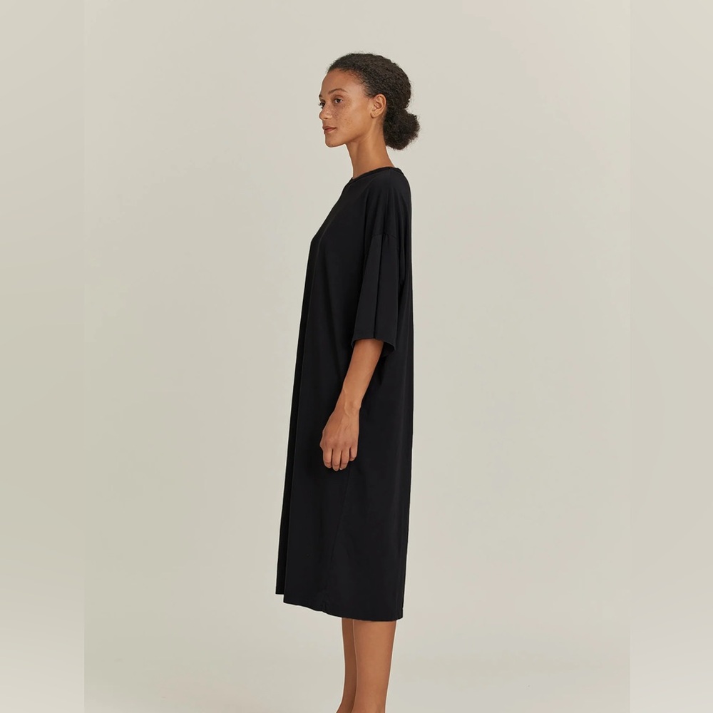 Black Crane Organic Cotton tshirt dress